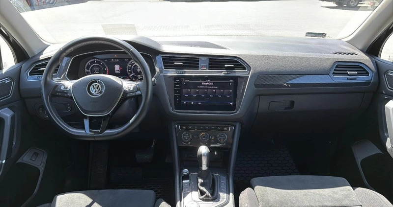 Volkswagen Tiguan cena 128800 przebieg: 122499, rok produkcji 2018 z Szepietowo małe 407